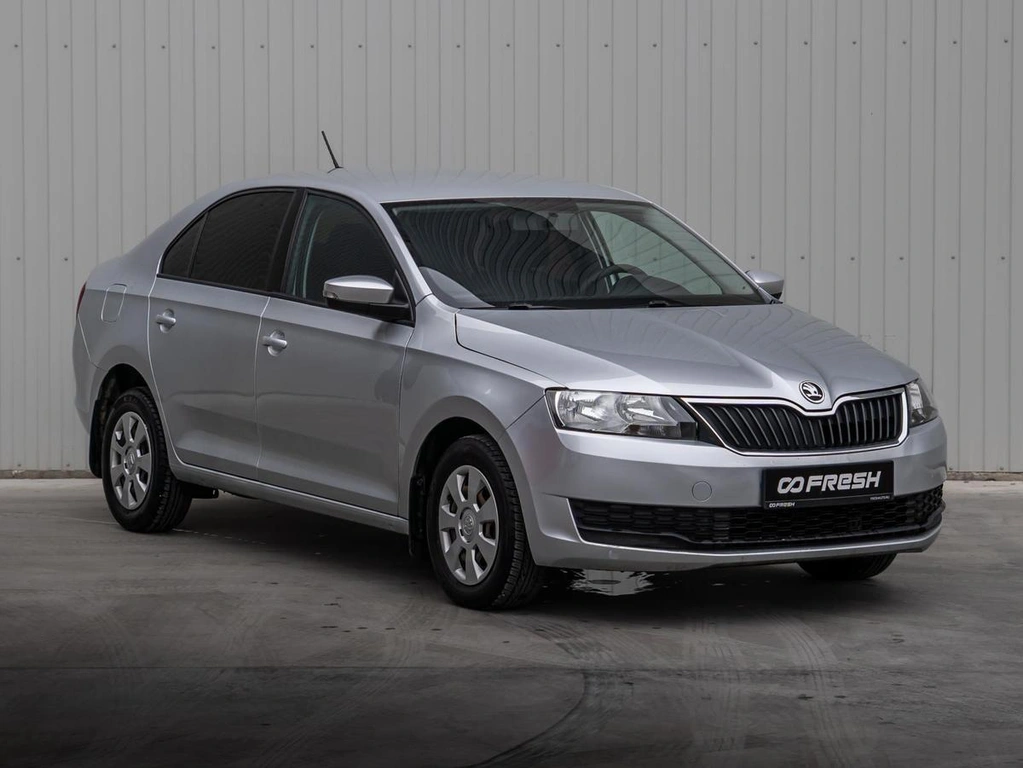 Лифтбек Skoda Rapid 2017 года, 975000 рублей, Краснодар