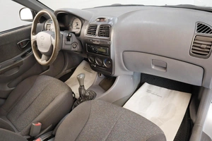 Седан Hyundai Accent 2005 года, 349000 рублей, Челябинск