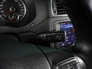 Седан Volkswagen Jetta 2013 года, 1039000 рублей, Воронеж