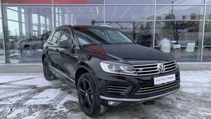Внедорожник Volkswagen Touareg 2016 года, 2560000 рублей, Солонцы