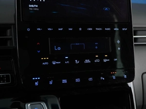 Минивэн Hyundai Staria 2023 года, 5650000 рублей, Москва