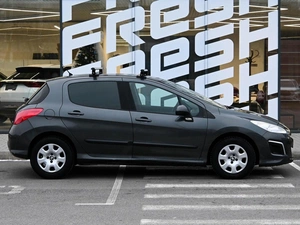 Хетчбэк Peugeot 308 2012 года, 590000 рублей, Волгоград