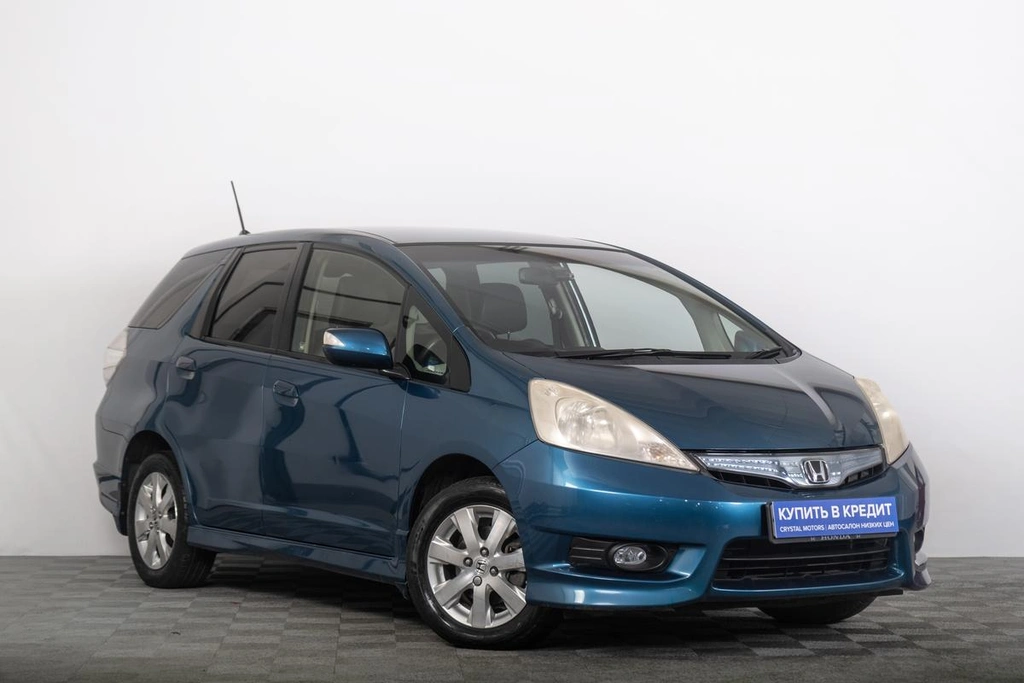 Хетчбэк Honda Fit Shuttle 2012 года, 899000 рублей, Томск