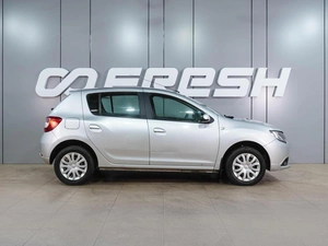 Хетчбэк Renault Sandero 2016 года, 844000 рублей, Воронеж