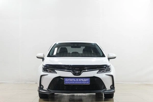 Седан Toyota Corolla 2019 года, 1859000 рублей, Новокузнецк