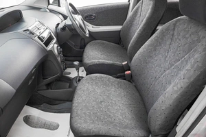 Хетчбэк Toyota Vitz 2010 года, 649000 рублей, Барнаул