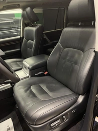 Внедорожник Toyota Land Cruiser 2019 года, 5000000 рублей, Красноярск