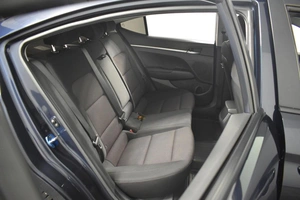 Седан Hyundai Elantra 2019 года, 1648100 рублей, Казань