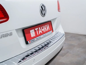 Внедорожник Volkswagen Touareg 2012 года, 2120000 рублей, Красноярск