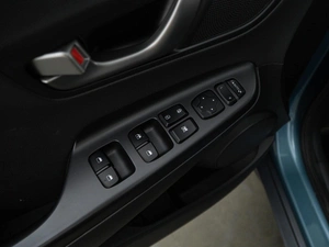 Внедорожник Hyundai Kona 2018 года, 1827046 рублей, Москва