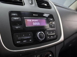 Седан Renault Logan 2021 года, 1050000 рублей, Омск