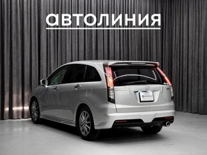 Минивэн Honda Stream 2010 года, 1199000 рублей, Красноярск