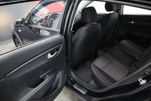 Хэтчбек Kia Rio 2021 года, 1690000 рублей, Курск