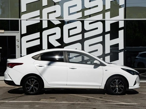 Седан Hyundai Solaris 2022 года, 1659000 рублей, Волгоград