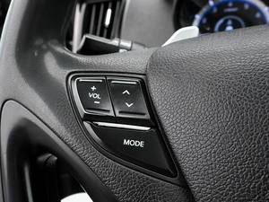 Седан Hyundai Sonata 2011 года, 1099000 рублей, Волгоград