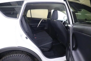 Внедорожник Toyota RAV4 2017 года, 2450000 рублей, Брянск