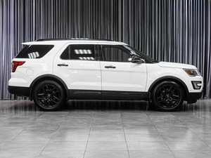 Внедорожник Ford Explorer 2016 года, 3149000 рублей, Тюмень