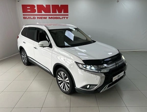Внедорожник Mitsubishi Outlander 2019 года, 2960000 рублей, Смоленск