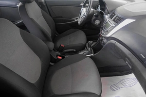 Седан Hyundai Solaris 2013 года, 869000 рублей, Кемерово