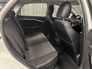 Седан ВАЗ (LADA) Vesta 2018 года, 860000 рублей, Красноярск