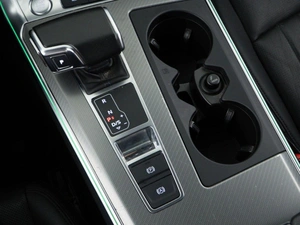 Седан Audi A6 2019 года, 3127077 рублей, Москва