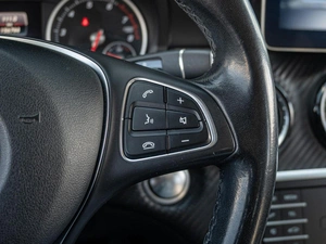 Внедорожник Mercedes-benz GLA-класс 2018 года, 1600000 рублей, Краснодар
