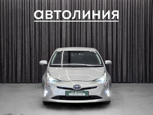 Лифтбек Toyota Prius 2018 года, 1750000 рублей, Красноярск