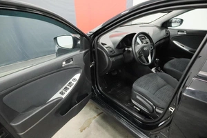 Седан Hyundai Solaris 2015 года, 1100000 рублей, Курск