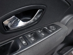Седан Renault Fluence 2013 года, 899000 рублей, Орёл