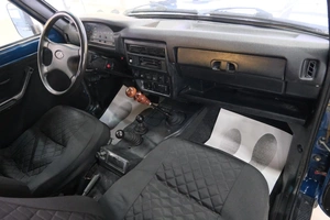 Внедорожник ВАЗ (LADA) 4x4 (Нива) 2002 года, 399000 рублей, Омск