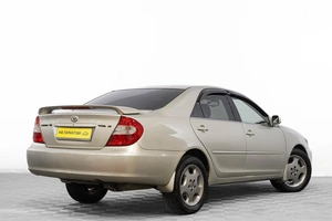 Седан Toyota Camry 2001 года, 689000 рублей, Барнаул