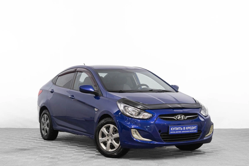 Седан Hyundai Solaris 2011 года, 629000 рублей, Барнаул