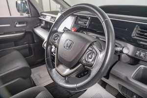 Минивэн Honda Stepwgn Spada 2016 года, 1999000 рублей, Томск