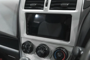 Хетчбэк Toyota Ractis 2012 года, 989000 рублей, Новокузнецк