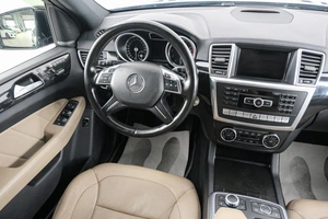 Внедорожник Mercedes-benz GL-класс 2015 года, 3099000 рублей, Красноярск