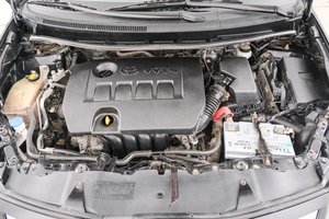 Хетчбэк Toyota Auris 2011 года, 999000 рублей, Красноярск