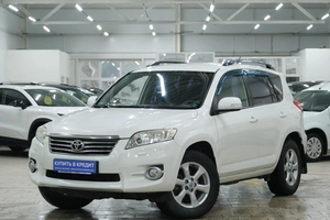 Внедорожник Toyota RAV4 2011 года, 1649000 рублей, Омск