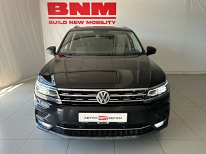 Внедорожник Volkswagen Tiguan 2018 года, 2800000 рублей, Смоленск