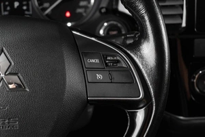 Внедорожник Mitsubishi Outlander 2016 года, 2109000 рублей, Петрозаводск