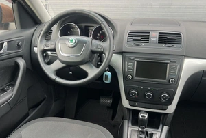 Внедорожник Skoda Yeti 2013 года, 880000 рублей, Солонцы