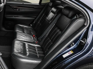 Седан Lexus ES 2017 года, 2999000 рублей, Кирилловка