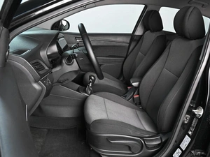 Седан Hyundai Solaris 2019 года, 1329000 рублей, Ростов-на-Дону