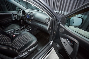 Внедорожник Toyota RAV4 2009 года, 1450000 рублей, Красноярск