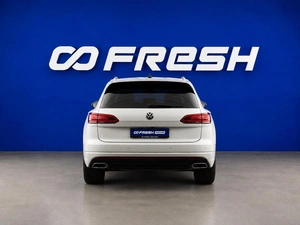 Внедорожник Volkswagen Touareg 2018 года, 4790055 рублей, Москва