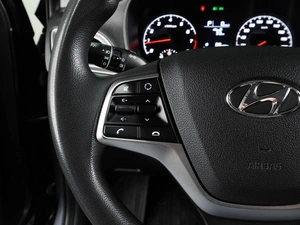 Седан Hyundai Solaris 2022 года, 1643000 рублей, Воронеж