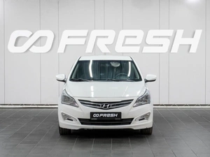 Седан Hyundai Solaris 2015 года, 799000 рублей, Сургут