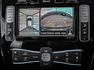 Хетчбэк Nissan Leaf 2016 года, 1149000 рублей, Кирилловка