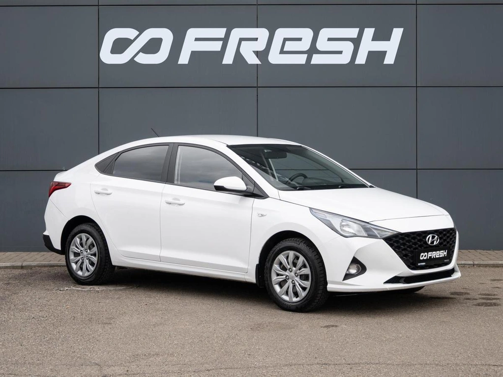 Седан Hyundai Solaris 2022 года, 1420000 рублей, Краснодар