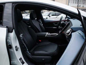 Седан Mercedes-benz EQE 2022 года, 6300000 рублей, Большой Сочи