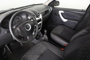 Седан Renault Logan 2013 года, 349000 рублей, Пермь